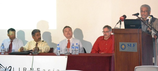 Rohan Samarajiva (extreme right) moderates at LIRNEasia Disaster Risk Reduction Lecture in Colombo, 19 June 2014